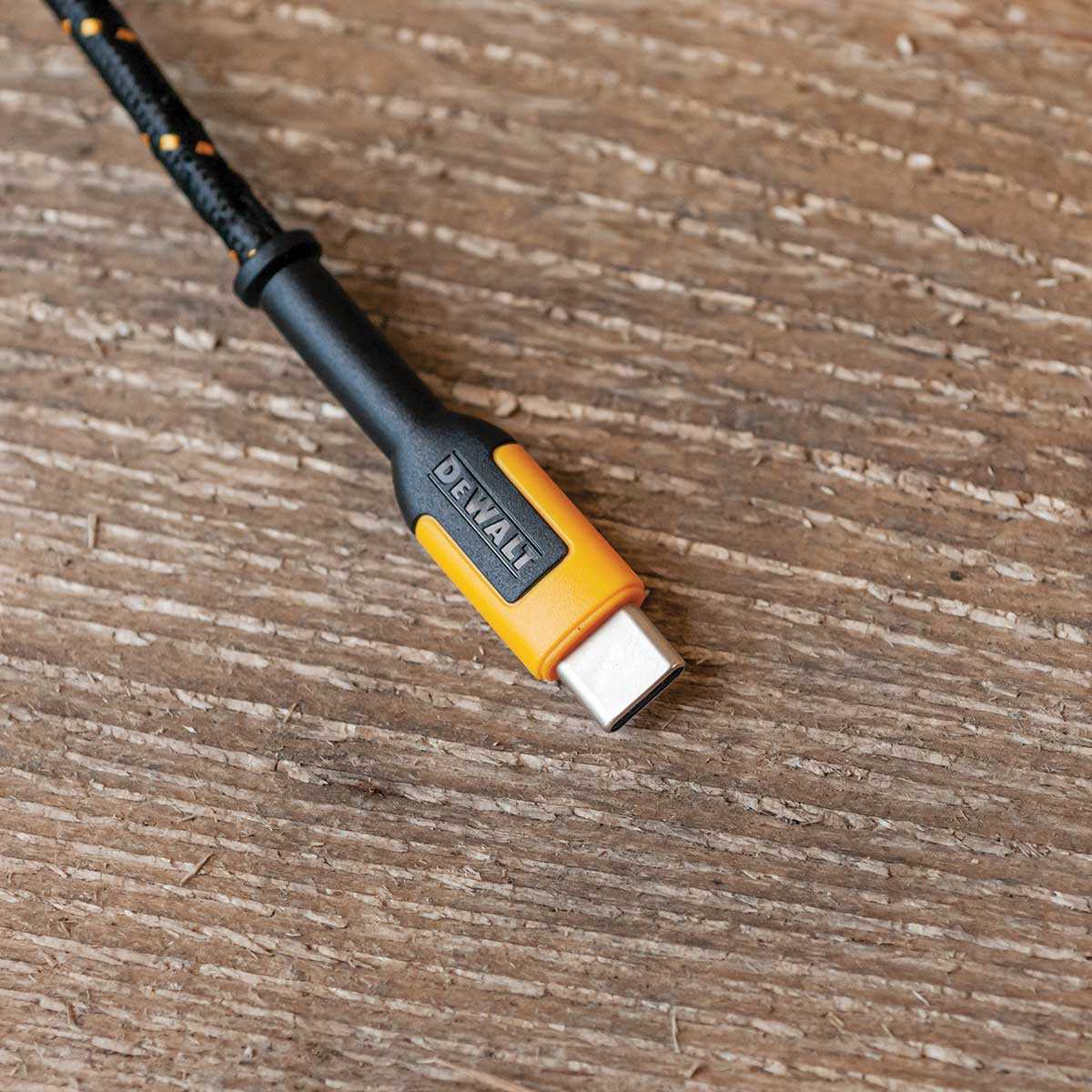 Dewalt, DEWALT Reinforced Cable for USB-C to USB